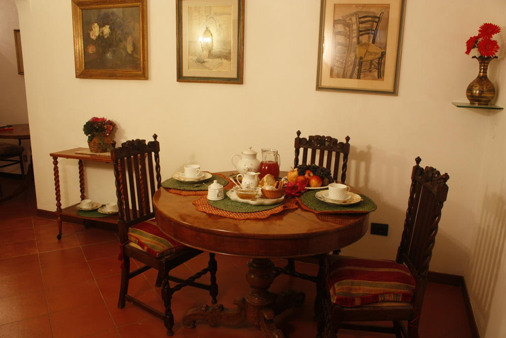Couette-café Ulivi Di Castello 3*